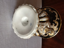 Charger l'image dans la galerie, Très beau flacon en porcelaine russe 19ème Manufacture Alexandre Popov